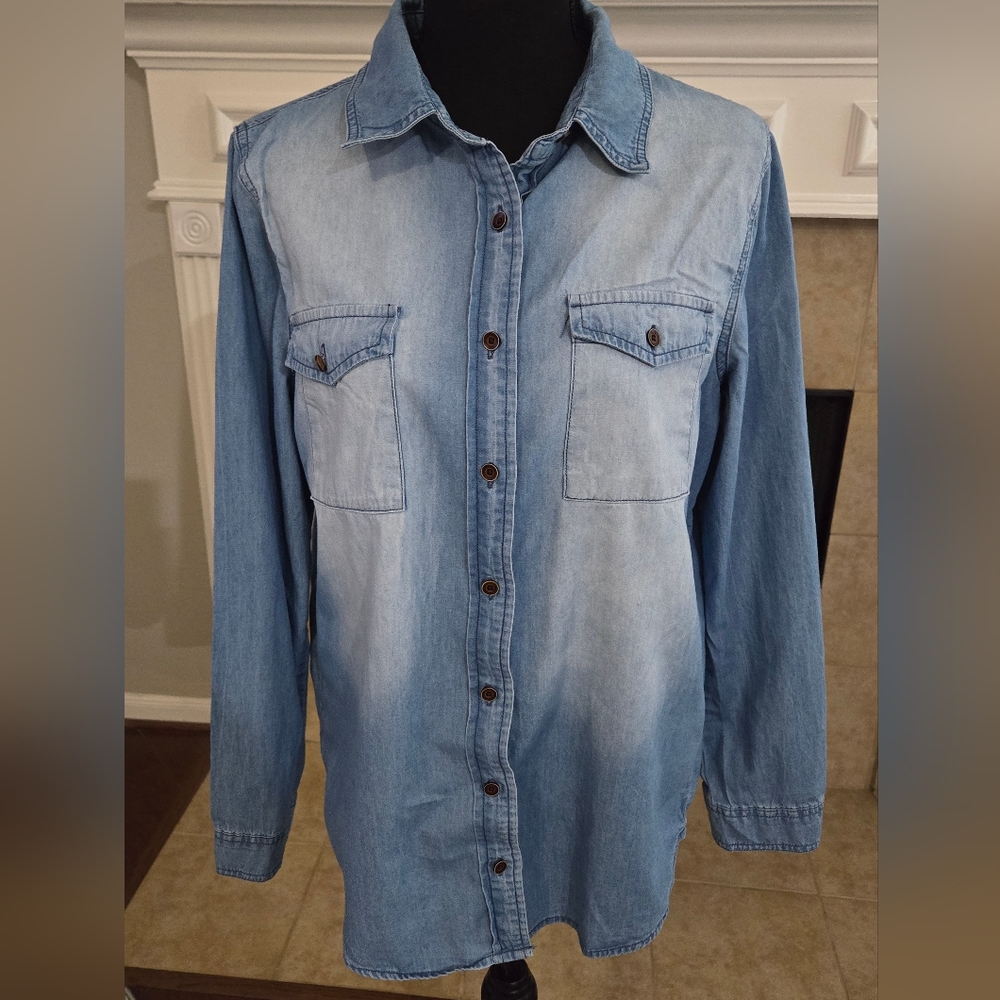 Denim blouse